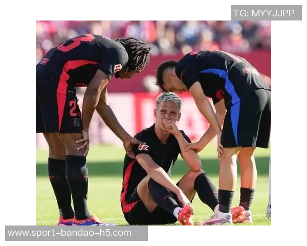 西班牙国家队宣布奥尔莫因左腿肌肉不适将返回巴萨接受治疗